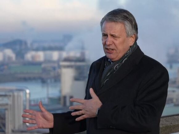 Shell – Με πετρέλαιο θα «πληρώσουμε» τη πράσινη μετάβαση