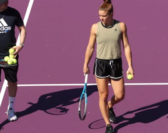 WTA finals: Πρεμιέρα για τη Σάκκαρη κόντρα στη Σβιότεκ