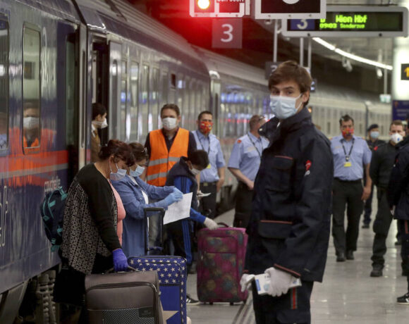 Αυστρία: Αίρεται το Lockdown για τους εμβολιασμένους – Συνεχίζεται για τους ανεμβολίαστους