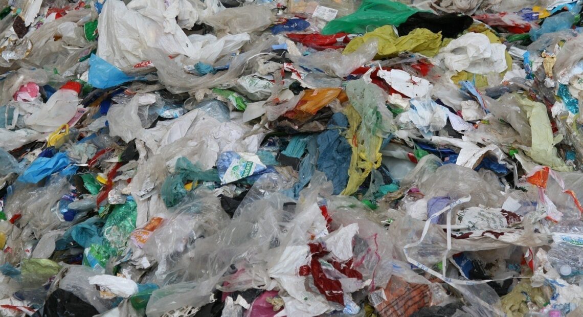 Είναι επίσημο: Οι ΗΠΑ παράγουν κάθε χρόνο τα περισσότερα σκουπίδια στη Γη
