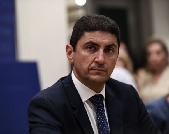 Κοινή ανακοίνωση ομοσπονδιών για Αυγενάκη – κυβέρνηση