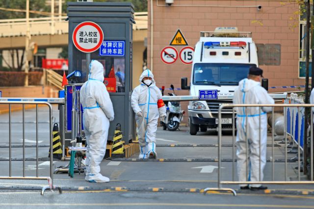 Κοροναϊός – Δύο χρόνια μετά τον θάνατο του γιατρού που αποκάλυψε την πανδημία, πολίτες στέλνουν ακόμη μηνύματα