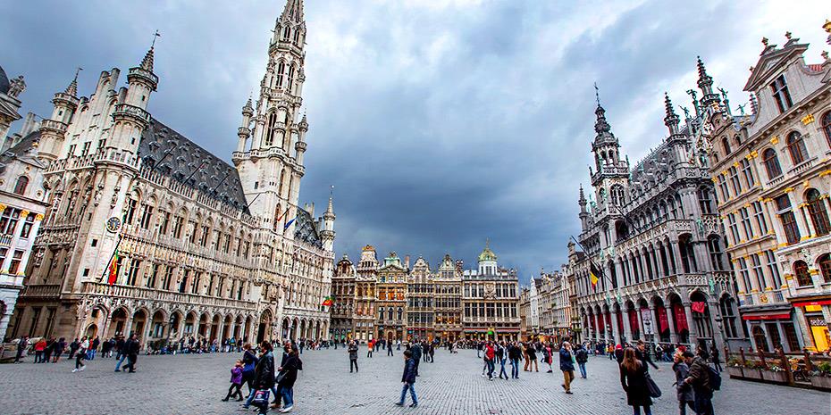 Κοροναϊός – Χιλιάδες Ολλανδοί φεύγουν από το lockdown και πηγαίνουν στο Βέλγιο για αγορές και διασκέδαση