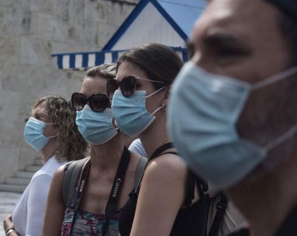 Κορωνοϊός: Στα 3