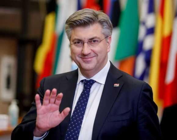 Κροατία – Δίνει οικονομικά κίνητρα για να επιστρέψουν οι εκπατρισμένοι