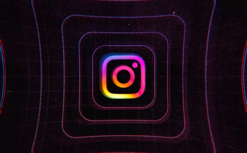 Ο επικεφαλής του Instagram λέει ότι επαναφέρει θα τη χρονολογική ροή