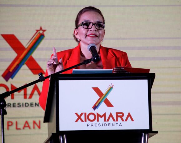 Ονδούρα – Εξέλεξε πρόεδρο την αριστερή Σιομάρα Κάστρο – Η πρώτη γυναίκα στο αξίωμα
