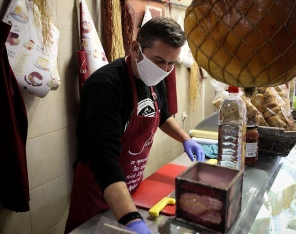 Πώς θα περάσουν στο νέο Επικουρικό οι πρώτοι 100