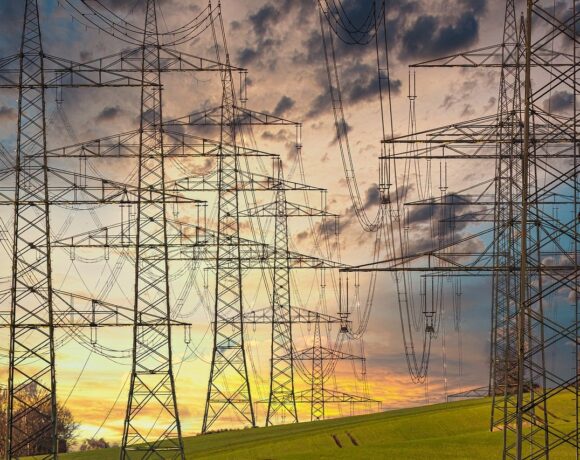 Ρεύμα: Στα €213 ευρώ σήμερα η τιμή του – Πάνω από 7 φορές υψηλότερη από τον Δεκέμβριο του ’20