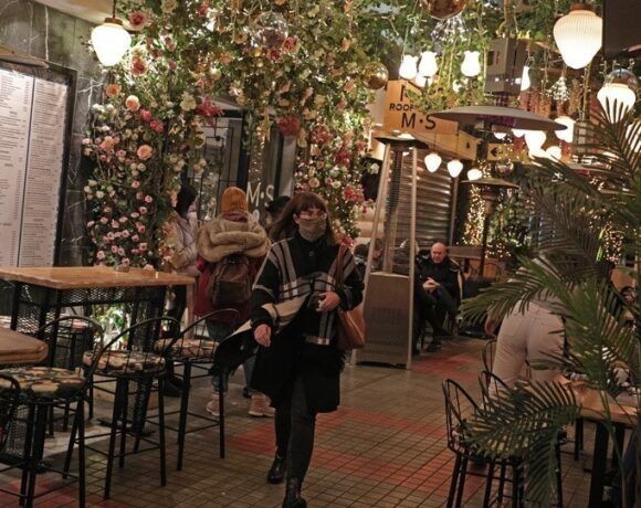 Σε ισχύ από σήμερα τα νέα μέτρα και έως τις 16 Ιανουαρίου – Τι ισχύει για εστίαση και διασκέδαση