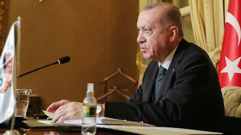 Τουρκία: Βόμβα σε περιπολικό που επέβλεπε συγκέντρωση του Ερντογάν