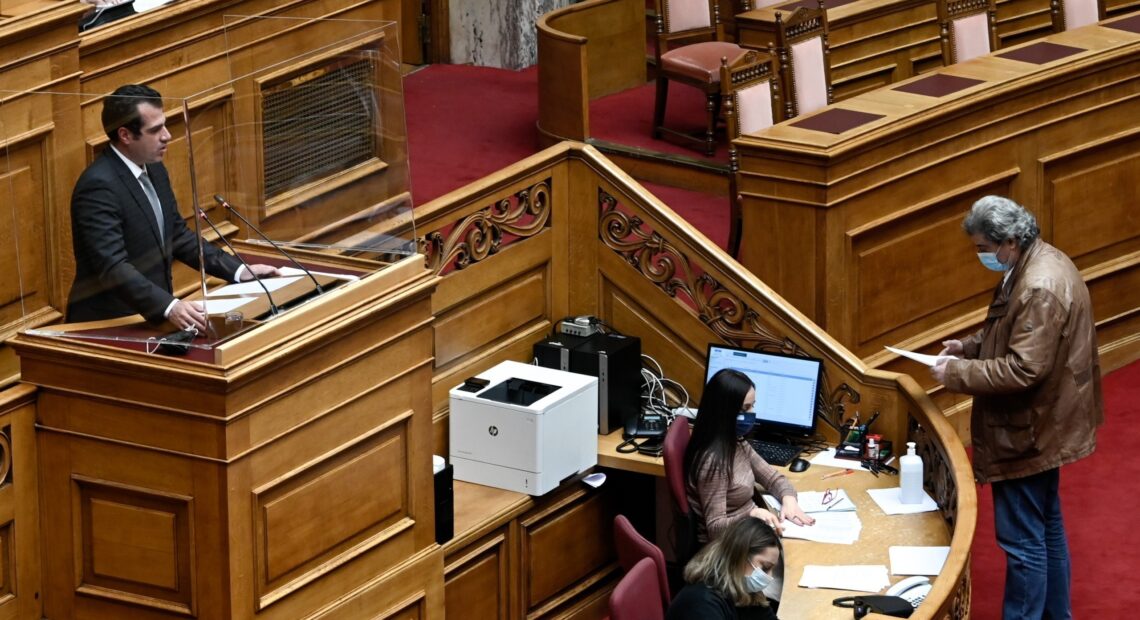 Ψηφίστηκε κατά πλειοψηφία το νομοσχέδιο για την αντιμετώπιση της πανδημίας