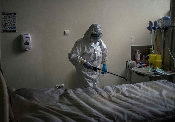 Covid 19: Αεροσκάφος με Ρώσους ιολόγους και επιδημιολογικό εργαστήριο αναχώρησε για τη Ν