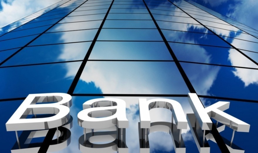 Euroxx: Προμήθειες, καταθέσεις και νέα δάνεια στήριξαν την κερδοφορία των ελληνικών τραπεζών