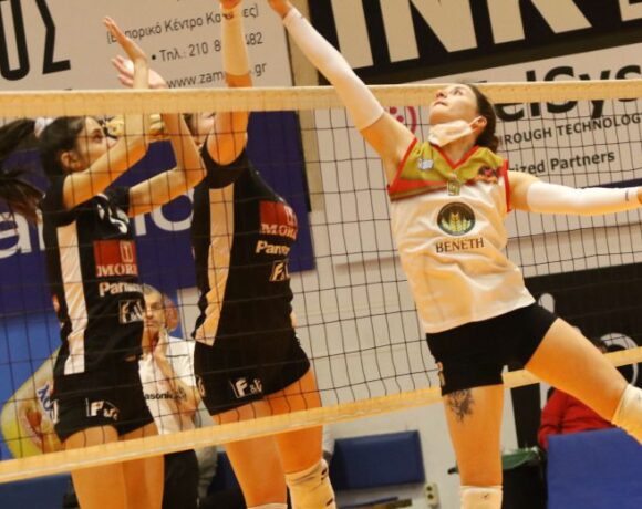 A1 γυναικών, Αμαζόνες ΠΑΟΚ 0 3: Τρίποντο ηρεμίας