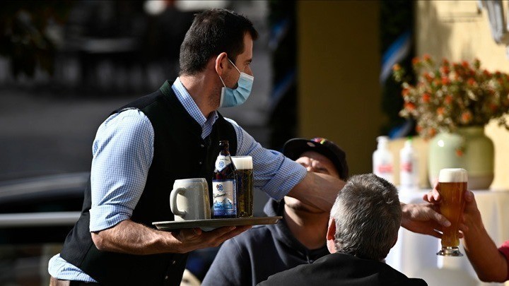 Γερμανία: «Άλμα» στα 78