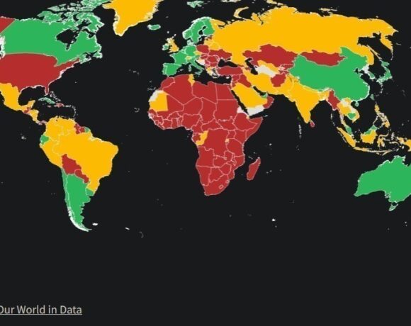 Εμβολιασμός – Ποιες χώρες έχουν φτάσει το 70%, πού βρίσκεται η Ελλάδα