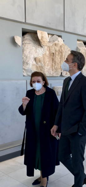 Επιστροφή στο Μουσείο της Ακρόπολης 10 θραυσμάτων του Παρθενώνα – Το μήνυμα Μητσοτάκη