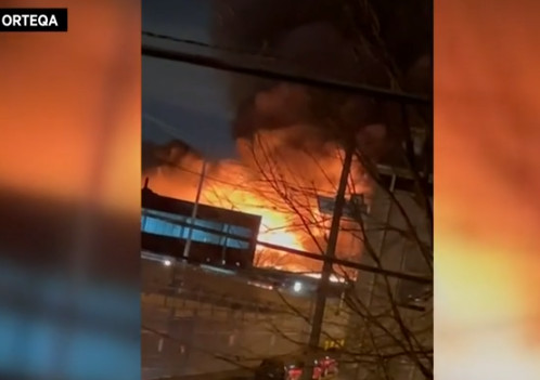 ΗΠΑ – Τεράστια φωτιά σε χημικό εργοστάσιο – Εικόνες που κόβουν την ανάσα