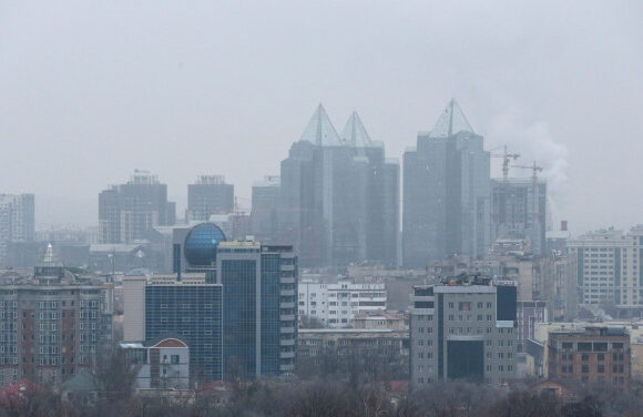 Καζακστάν – Πλούσια χώρα – φτωχός λαός – Πως βίωσαν οι Έλληνες που ζουν εκεί τις ημέρες του τρόμου
