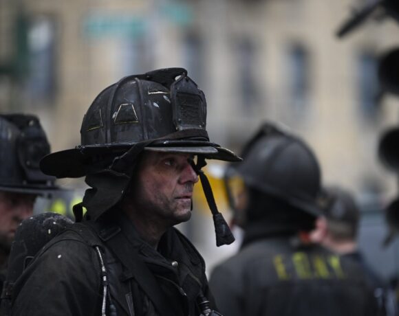Νέα Υόρκη – Τουλάχιστον 19 νεκροί μετά από φωτιά στο Μπρονξ