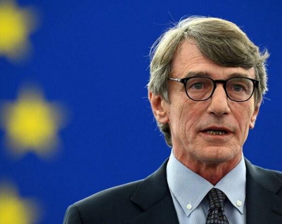 Νταβίντ Σασόλι – Πέθανε ο πρόεδρος του Ευρωπαϊκού Κοινοβουλίου