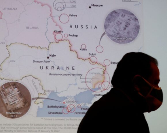 Ουκρανία: Γιατί η Γερμανία και η Γαλλία δεν συμφωνούν με την «Αγγλόσφαιρα» για τη διαχείριση της ρωσικής απειλής