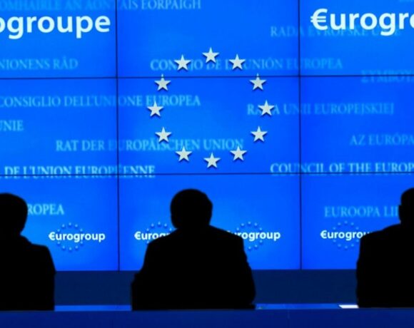 Eurogroup: Δημοσιονομικό πλαίσιο και τραπεζική ένωση – Επίσημη πρώτη του «σκληρού» Κρίστιαν Λίντνερ