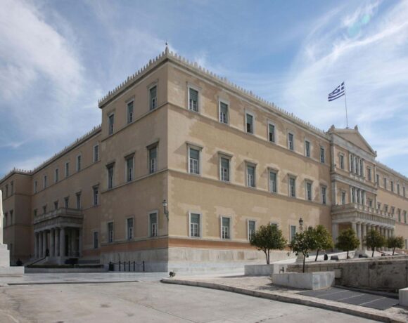 Greek Travel Agents Want To Be Included In New Development Law