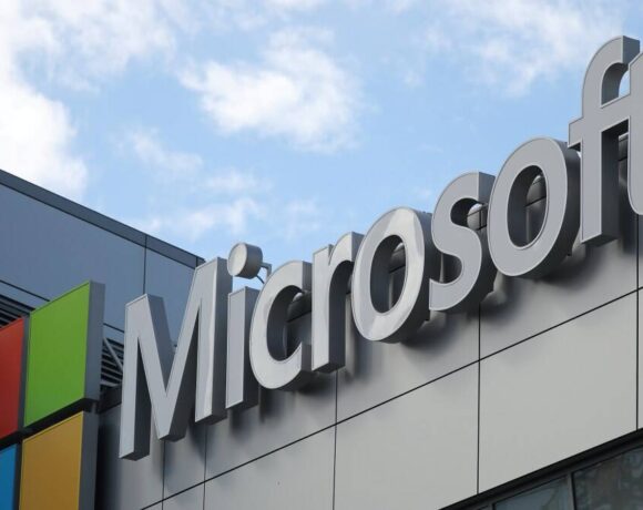 H Microsoft δίνει έμφαση στο σχεδιασμό επεξεργαστών για Servers