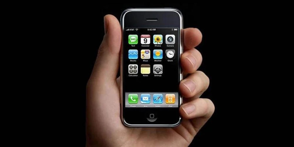 iPhone: 15 χρόνια από την πρώτη παρουσίαση του Steve Jobs