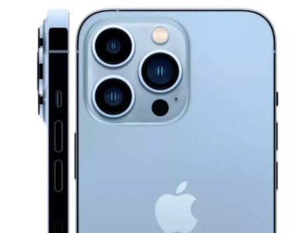 Mark Gurman: Η Apple φέρνει μια οθόνη διάτρησης στο Iphone 14