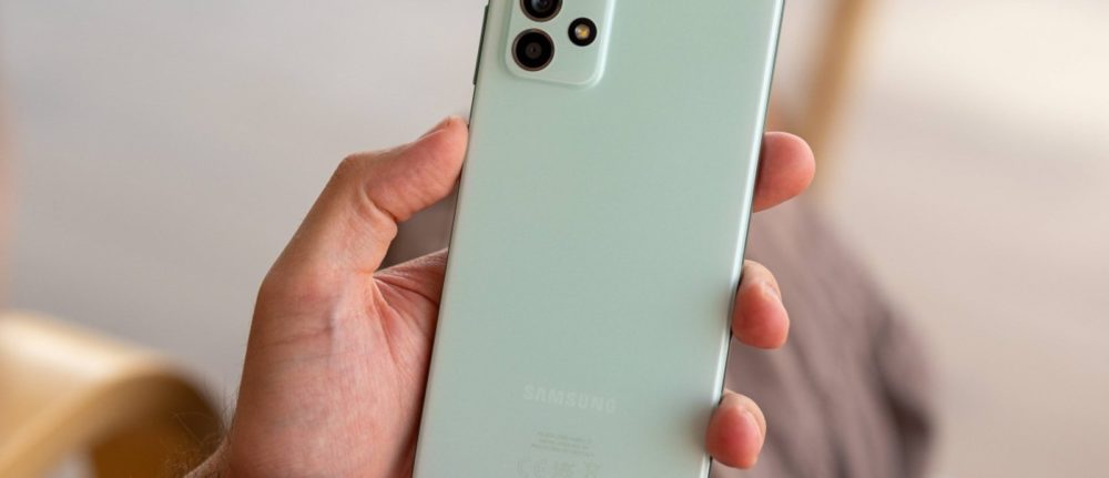 Samsung Galaxy A52s 5G: Λαμβάνει ενημέρωση Android 12 με One UI 4