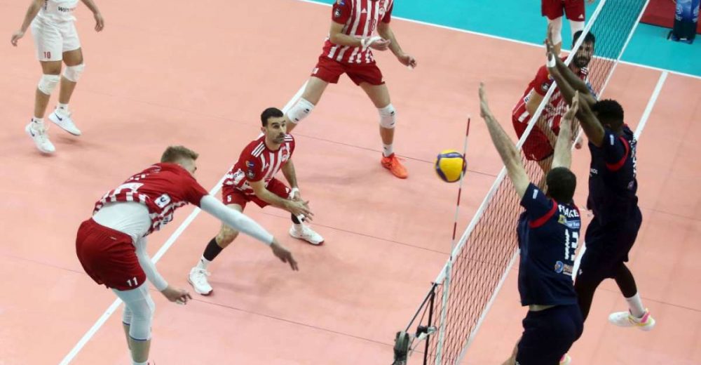 Βόλεϊ λιγκ, Ολυμπιακός Φοίνικας 3 1: Έβγαλε χαρακτήρα κι έμεινε στο κόλπο