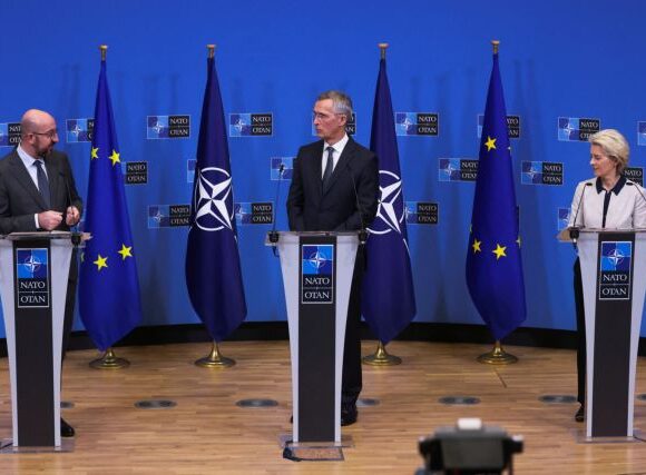 ΕΕ και ΝΑΤΟ: Ο Πούτιν ξαναφέρνει τον πόλεμο στην Ευρώπη – Θα λογοδοτήσει