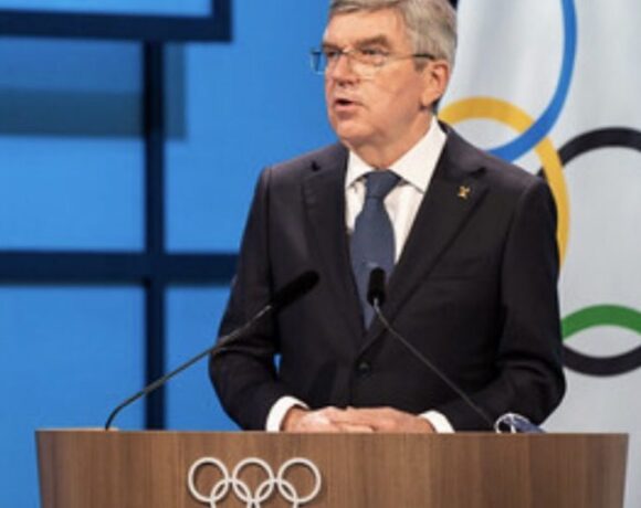 Επίσημα εκτός Ολυμπιακών Αγώνων, άρση βαρών, πυγμαχία και μοντέρνο πένταθλο