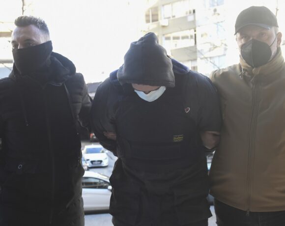 Θεσσαλονίκη: Έφτασε στον εισαγγελέα ο 23χρονος που συνελήφθη για τη δολοφονία του Άλκη