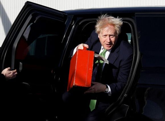 Νέα αποκάλυψη για Τζόνσον: Σε «πάρτι αποχαιρετισμού» στη Ντάουνινγκ Στριτ εν μέσω καραντίνας