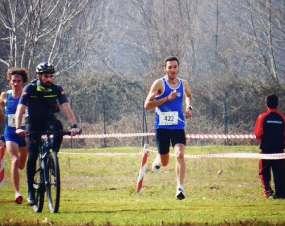 Ο τριαθλητής Μπιτάδος κατέγραψε την κορυφαία επίδοση 10ετίας στον ανώμαλο!