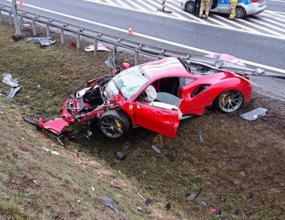 Πολωνία: Σοκαριστικό ατύχημα με Ferrari