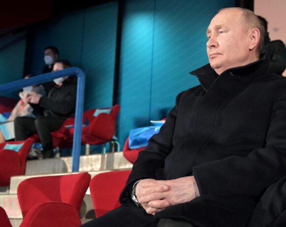 Πούτιν: Ο Ρώσος πρόεδρος έκανε τον κοιμισμένο όταν περνούσαν οι Ουκρανοί αθλητές