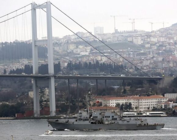 Πόλεμος στην Ουκρανία: Η Τουρκία έκλεισε τα Στενά του Βοσπόρου
