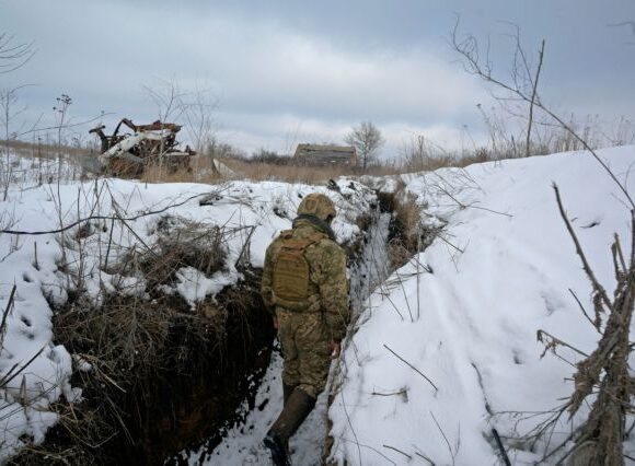Ρωσική πρεσβεία στην Αθήνα: Ανοησίες τα περί εισβολής στην Ουκρανία