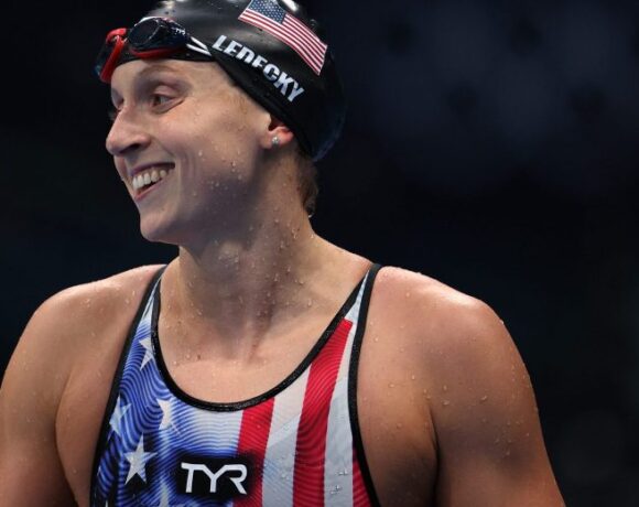 Φορμαρισμένη Λεντέκι και γρήγορος Ντρέσελ