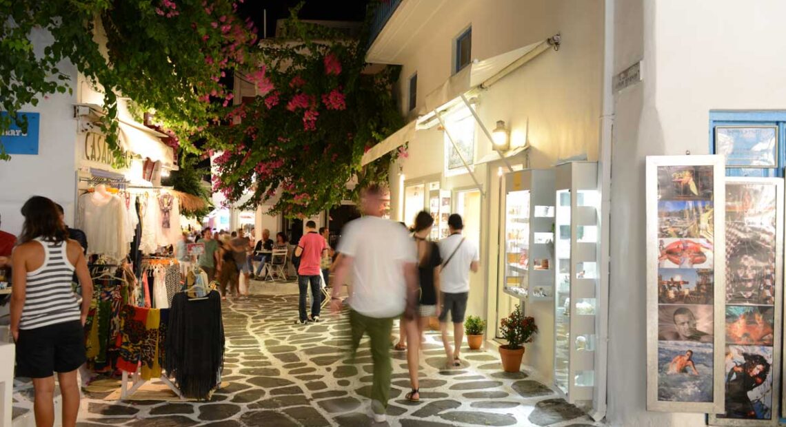 Greece Expects Tourists To Spend More This Year