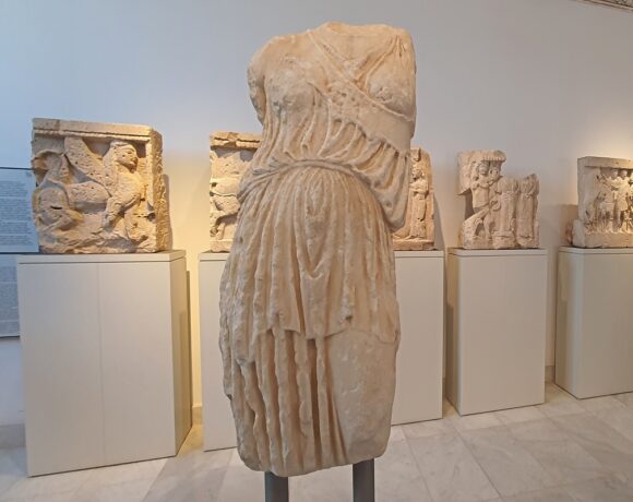 Greece Loans Ancient Statue Of Goddess Athena To Italy