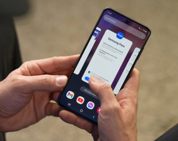 Samsung Galaxy S21 Fe Review: Έφτασε αργά;