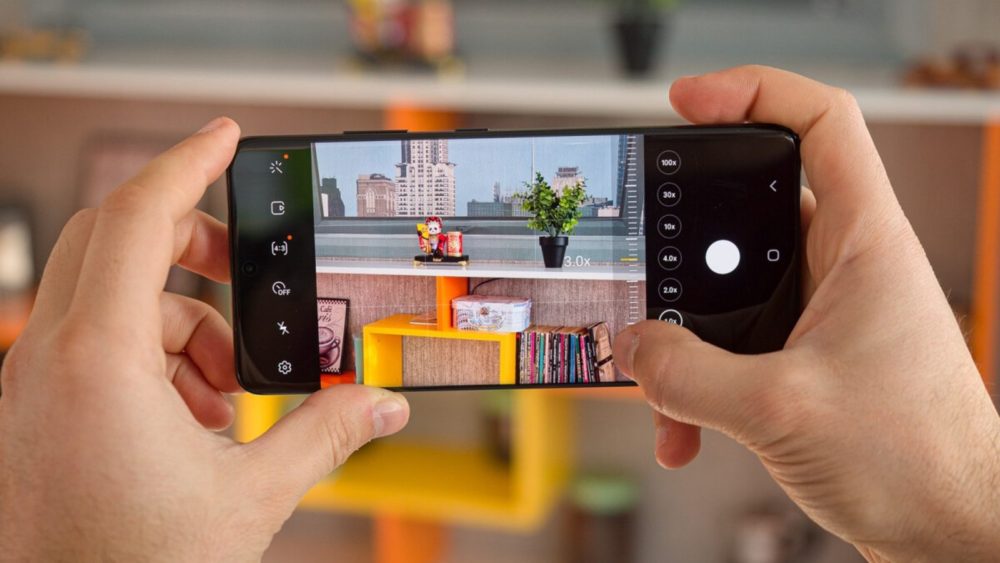 Samsung Galaxy S22: Αποκτά την εφαρμογή Expert Raw