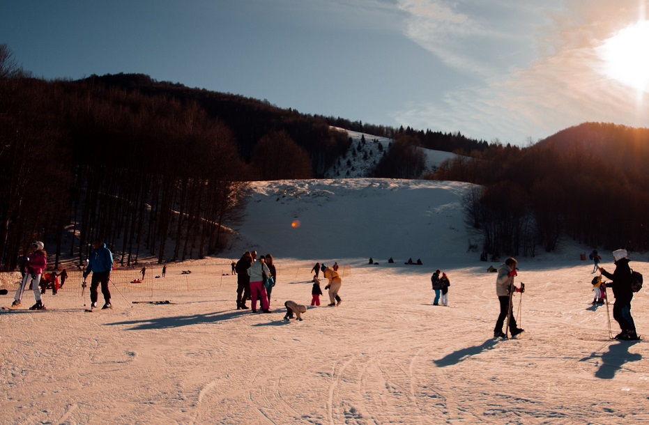 Ski Center ‘3 5 Pigadia’ Now Open For Guests