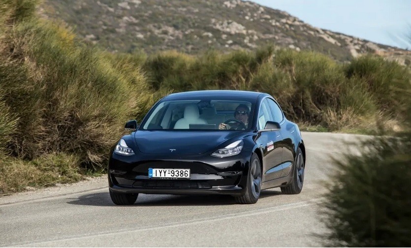 Tesla Model 3: Πόσο κοστίζει ως μεταχειρισμένο στην Ελλάδα